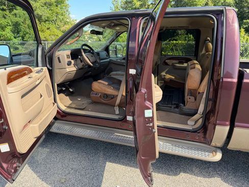 Used 2004 Ford F250 Lariat AWD/4WD image 30