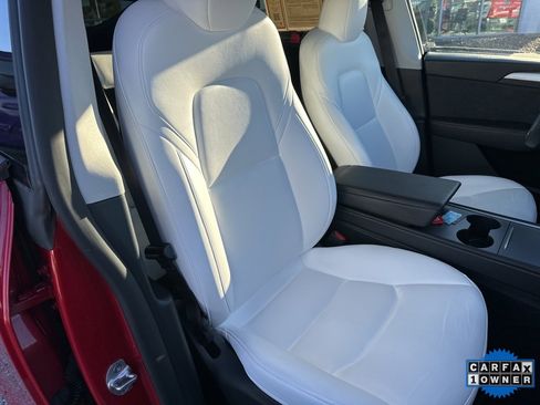 Used 2023 Tesla Model Y Performance image 54