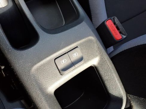 Used 2025 Nissan Versa S image 23