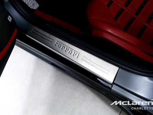 Used 2021 Ferrari 812 GTS RWD image 17