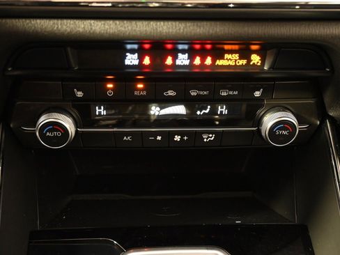 Used 2023 MAZDA CX-9 Touring image 32