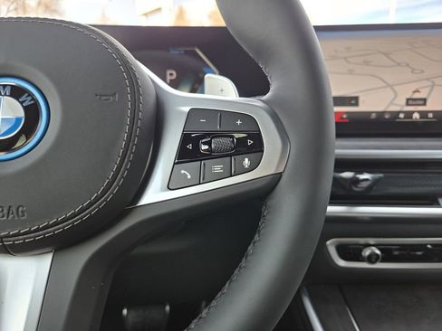 New 2026 BMW X5 xDrive50e w/ M Sport Package image 30