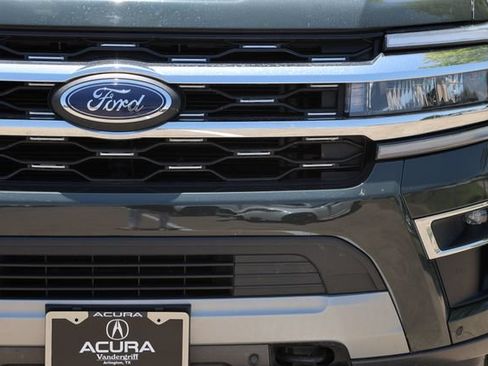 Used 2022 Ford Expedition Limited AWD/4WD image 8