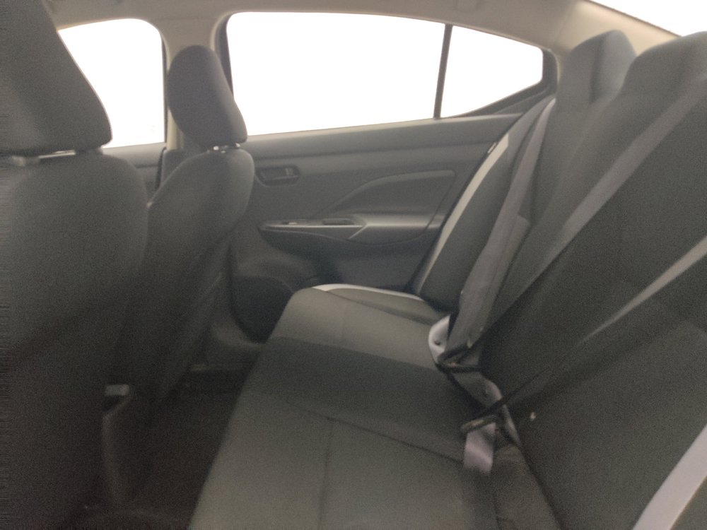 Used 2025 Nissan Versa S w/ Trunk Package FWD image 18