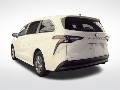 Used 2024 Toyota Sienna LE