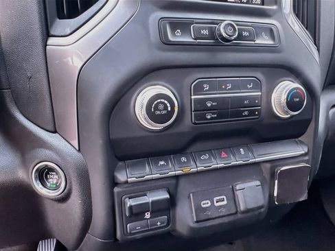 Used 2024 GMC Sierra 1500 Pro w/ Pro Value Package AWD/4WD image 17