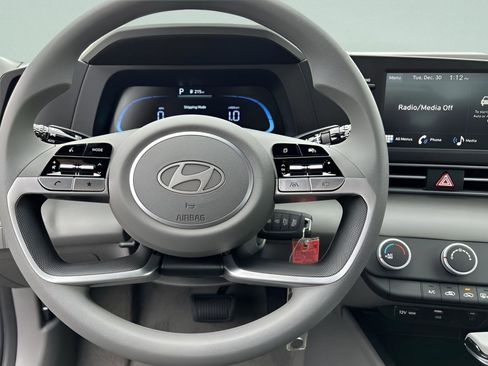 New 2026 Hyundai Elantra SEL Sport Premium FWD image 33