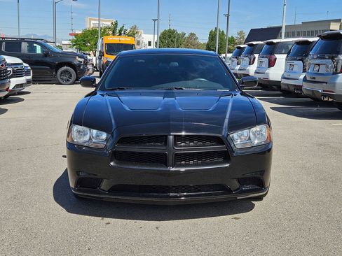 Used 2012 Dodge Charger SE RWD image 9