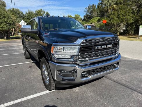 Used 2020 RAM 2500 Limited AWD/4WD image 19