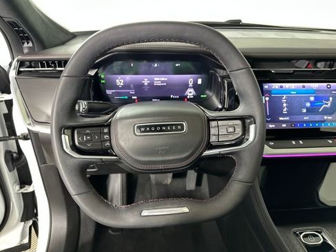 Used 2024 Jeep Wagoneer Launch Edition image 13