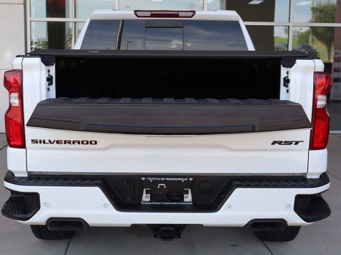 Used 2022 Chevrolet Silverado 1500 RST w/ Redline Edition AWD/4WD image 8