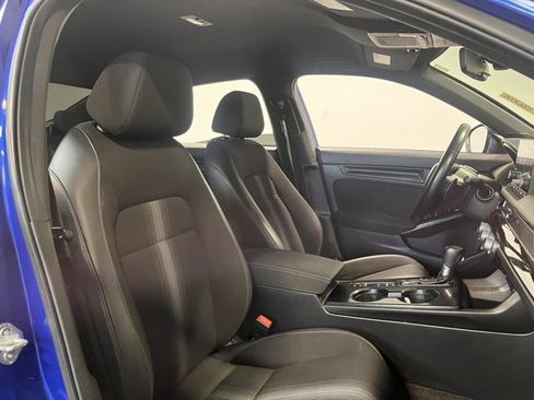 Used 2022 Honda Civic Sport image 10