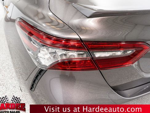 Used 2024 Toyota Camry XSE image 9