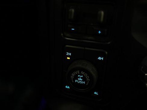 Used 2025 Ford F150 Raptor AWD/4WD image 22