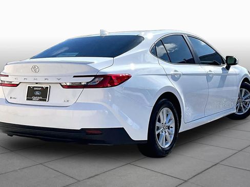 Used 2025 Toyota Camry LE FWD image 13