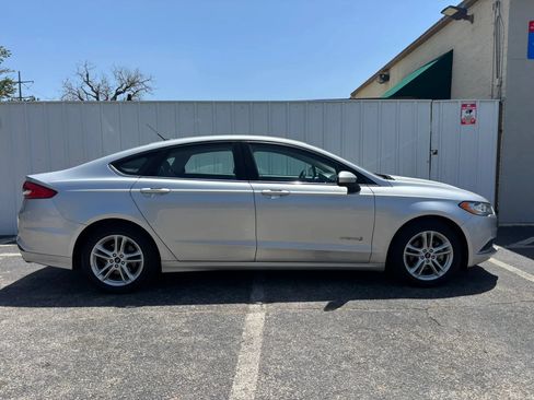 Used 2018 Ford Fusion S FWD image 7