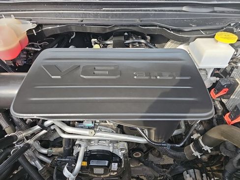 Certified 2022 RAM 1500 Big Horn AWD/4WD image 35