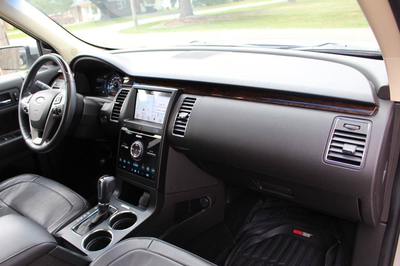 Used 2016 Ford Flex Limited AWD/4WD image 44