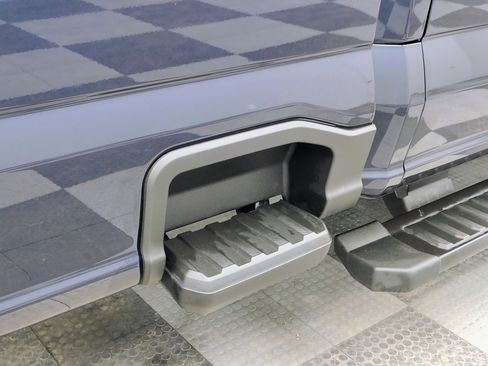 Used 2024 Ford F350 Lariat w/ Lariat Ultimate Package image 17