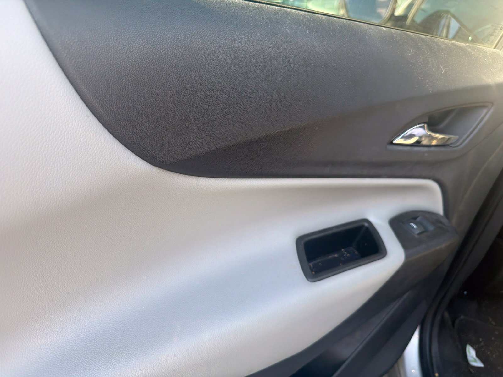 Used 2022 Chevrolet Equinox LS w/ LS Convenience Package FWD image 10