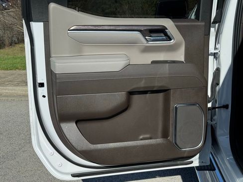 Used 2025 Chevrolet Silverado 1500 LTZ w/ Technology Package image 26