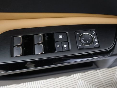 Used 2023 Lexus ES 350 w/ Premium Package image 35