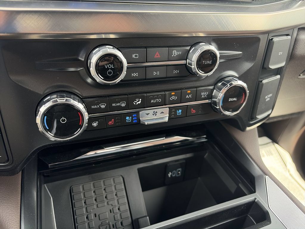 New 2026 Ford F250 King Ranch w/ Chrome Package AWD/4WD image 19