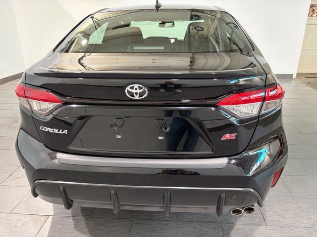 Used 2024 Toyota Corolla SE FWD image 5