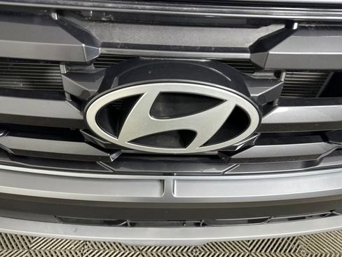 Used 2025 Hyundai Tucson SE image 9