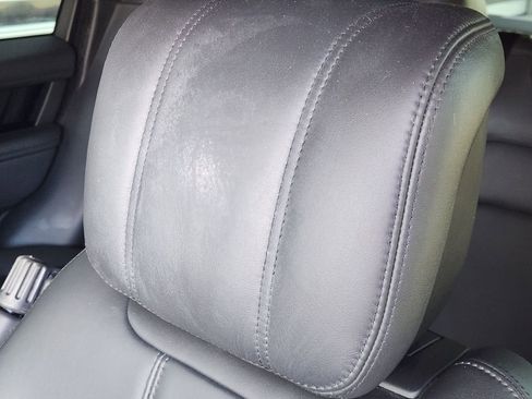 Used 2020 Land Rover Range Rover HSE image 23