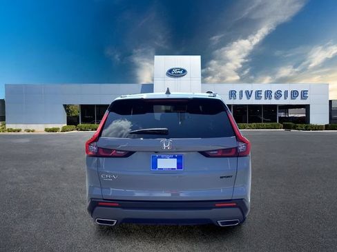 Used 2023 Honda CR-V Sport image 4