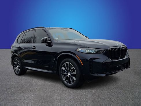 Used 2025 BMW X5 M60i w/ Climate Comfort Package AWD/4WD image 3