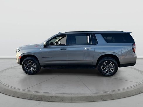 Used 2022 Chevrolet Suburban Z71 w/ Off-Road Capability Package AWD/4WD image 5