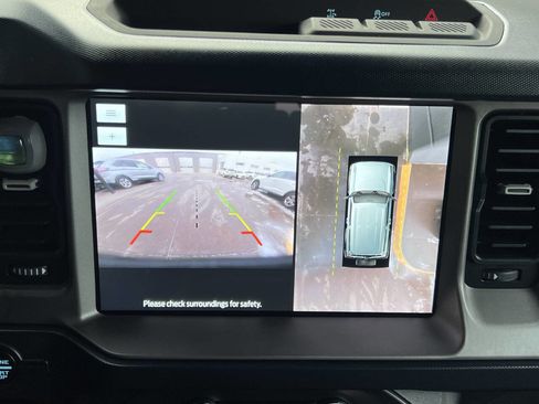 Used 2023 Ford Bronco Outer Banks image 26