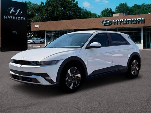 New 2026 Hyundai Ioniq 5 SEL image 3