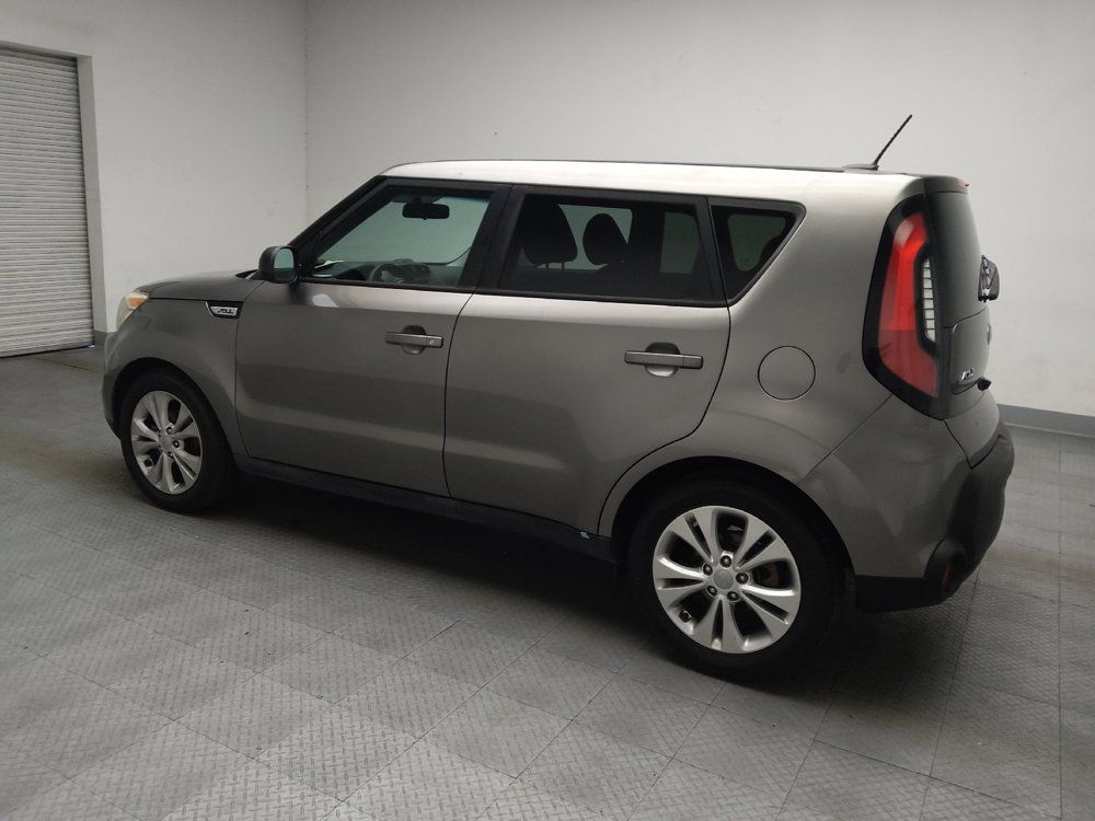 Used 2016 Kia Soul + FWD image 3