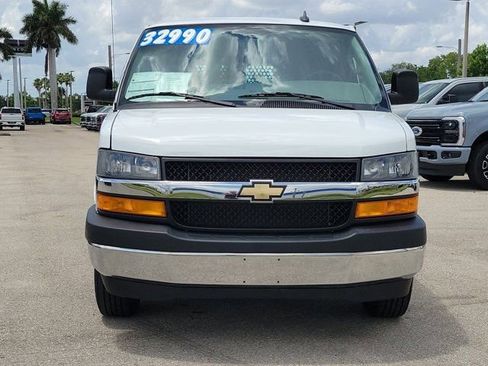 Used 2024 Chevrolet Express 2500 w/ Driver Convenience Package RWD image 2