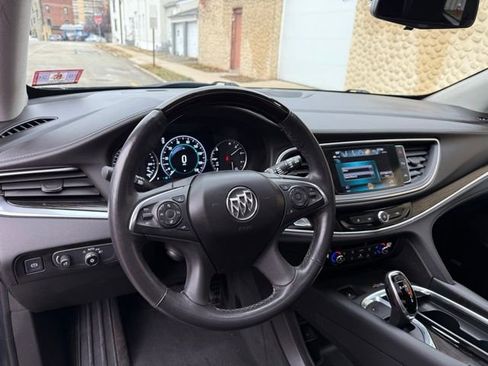 Used 2019 Buick Enclave Avenir w/ Avenir Technology Package image 23