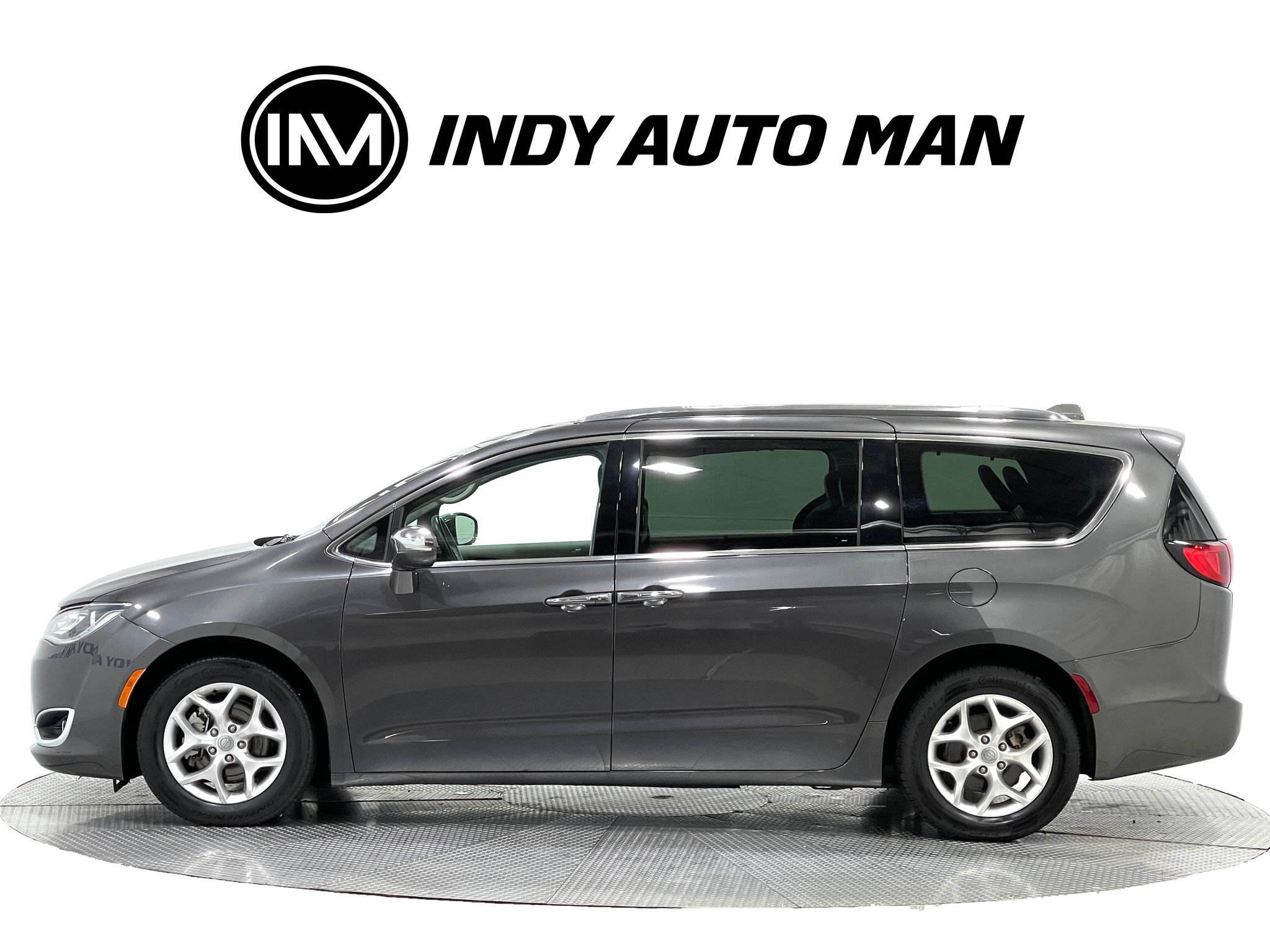 Used 2020 Chrysler Pacifica Limited FWD image 7