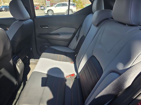 Used 2024 Nissan Kicks SR w/ SR Premium Package image 12