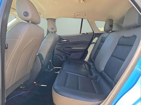 Used 2025 Chevrolet Trax ACTIV image 15