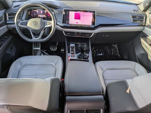 Certified 2024 Volkswagen Atlas Cross Sport SEL R-Line AWD/4WD image 14