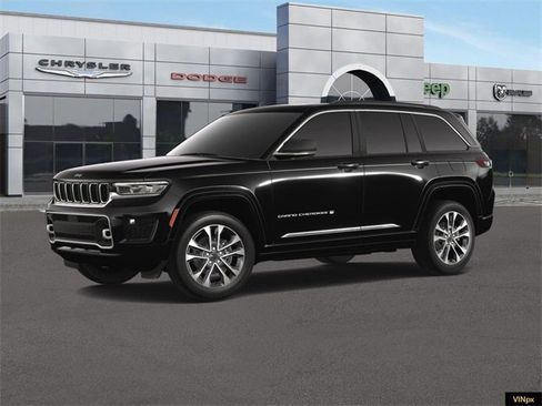 New 2025 Jeep Grand Cherokee Overland w/ Luxury Tech Group IV image 2