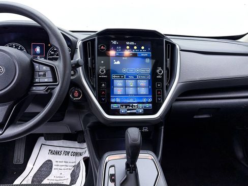 Used 2024 Subaru Crosstrek 2.0i Premium image 9