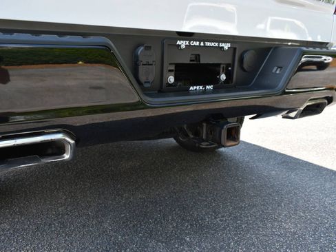 Used 2021 Chevrolet Silverado 1500 Custom Trail Boss AWD/4WD image 32