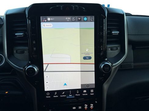 Used 2024 RAM 2500 Laramie image 14