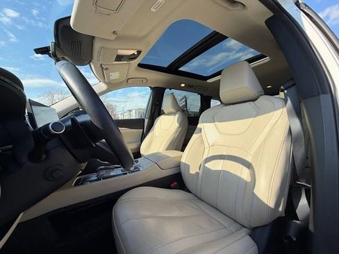 Certified 2023 INFINITI QX60 Luxe image 19