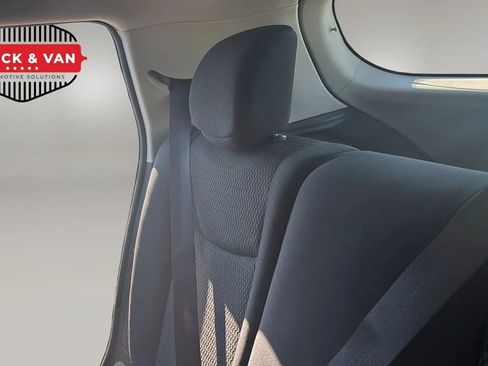 Used 2015 Nissan Leaf S FWD image 24
