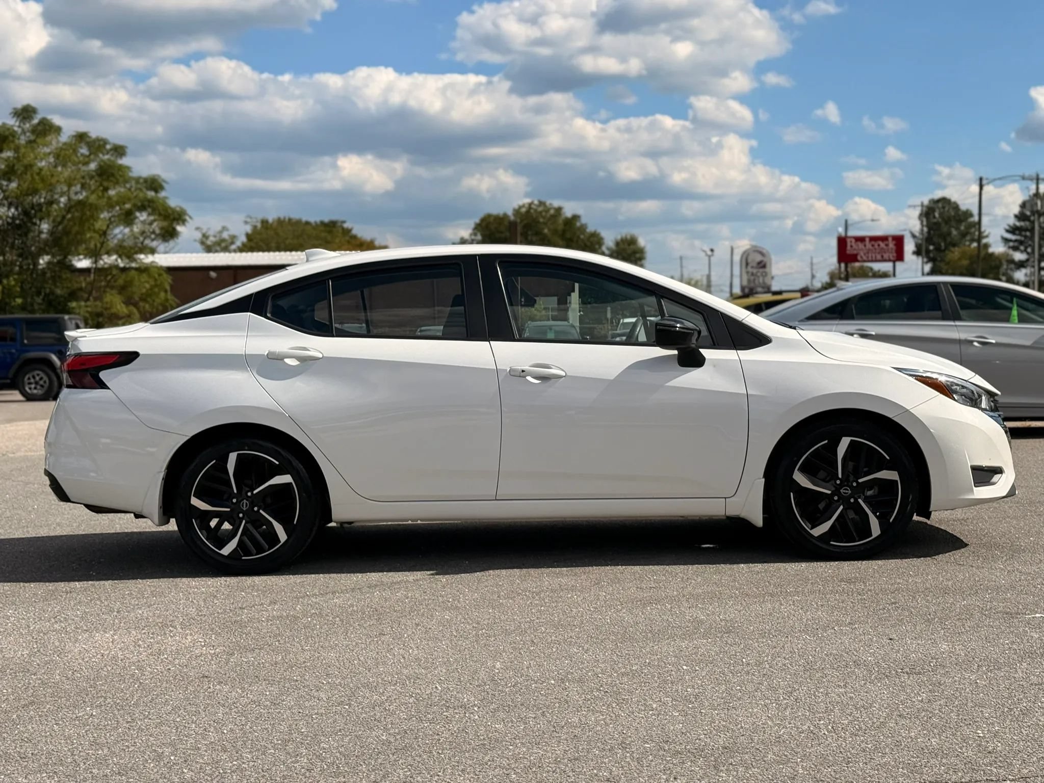 Used 2024 Nissan Versa SR w/ Trunk Package FWD image 10