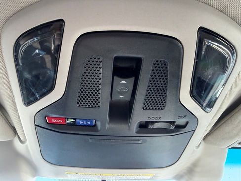 Used 2022 Subaru Outback Premium image 22